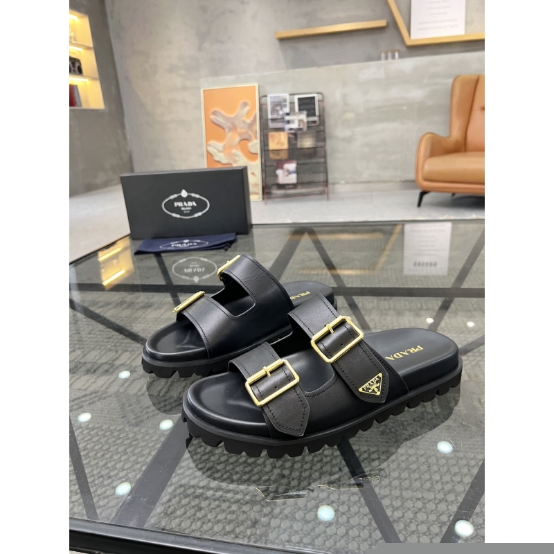 Pra*a slippers